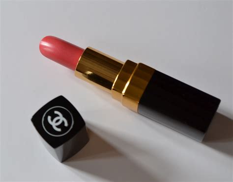 Chanel Rouge Coco Paradis 39 Lipstick Swatch & Review